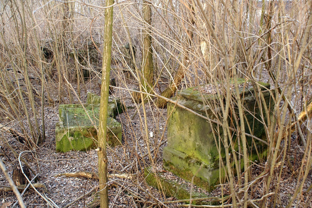 Cmentarz w Grabinie